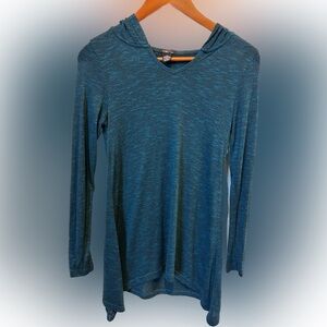 Women's Rue21 long-sleeve top